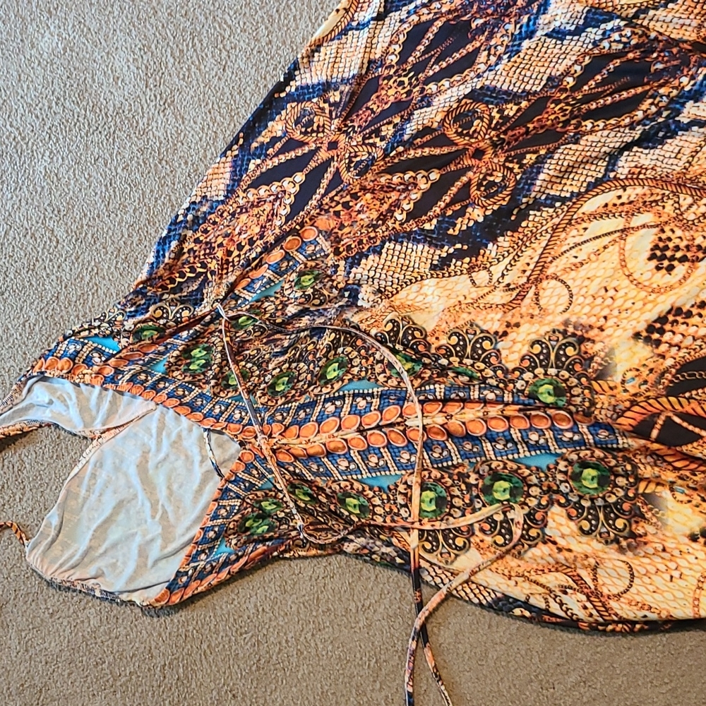 Dress - Picture 8 of 8